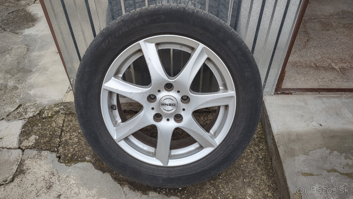 Predám 4ks krásne hliníkové disky aj pneumatikami Michelin.