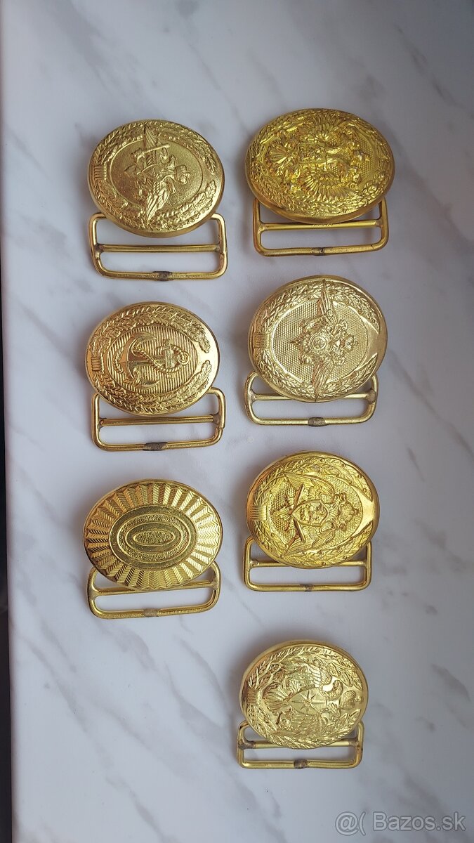 Pracka. Armáda. Dôstojník Rusko. originál. kov. nové