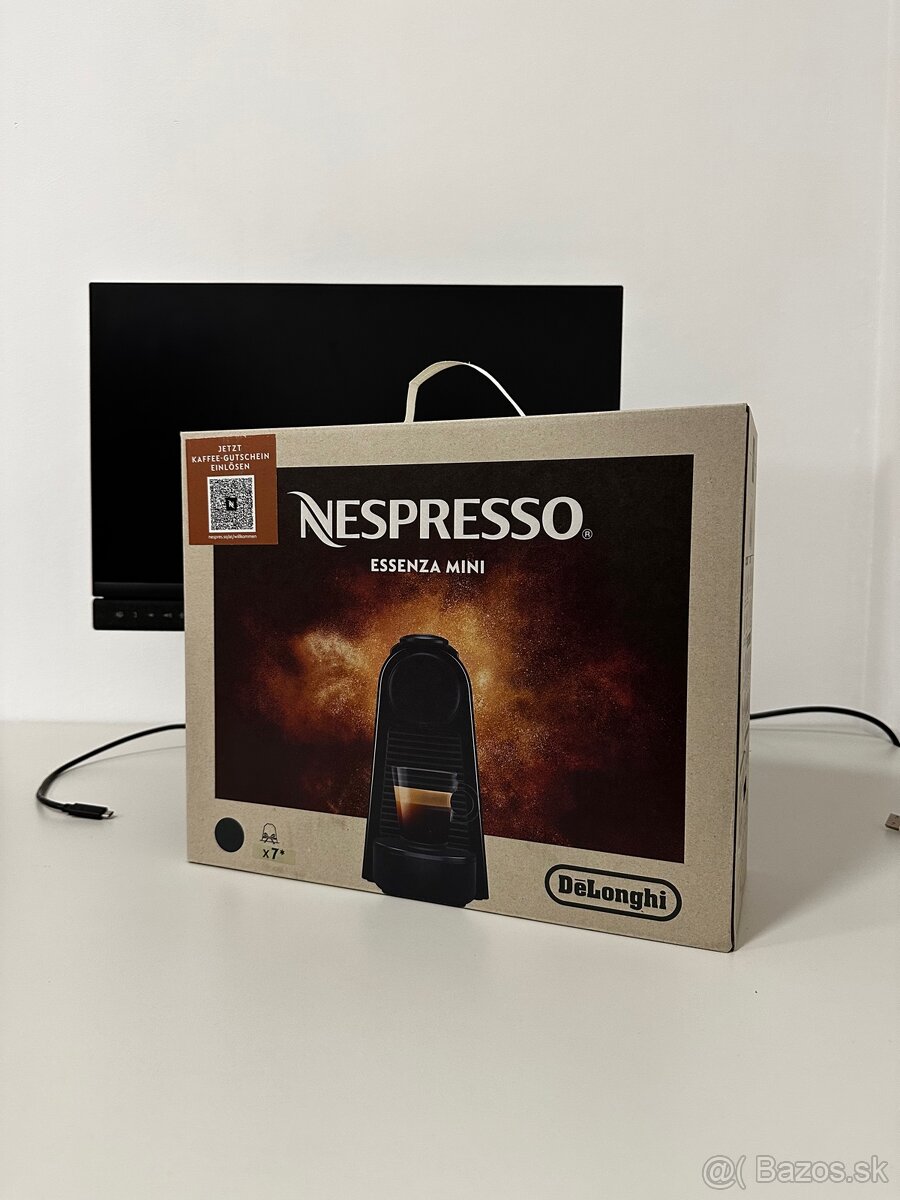 Kávovar Delonghi Nespresso Essenza Mini