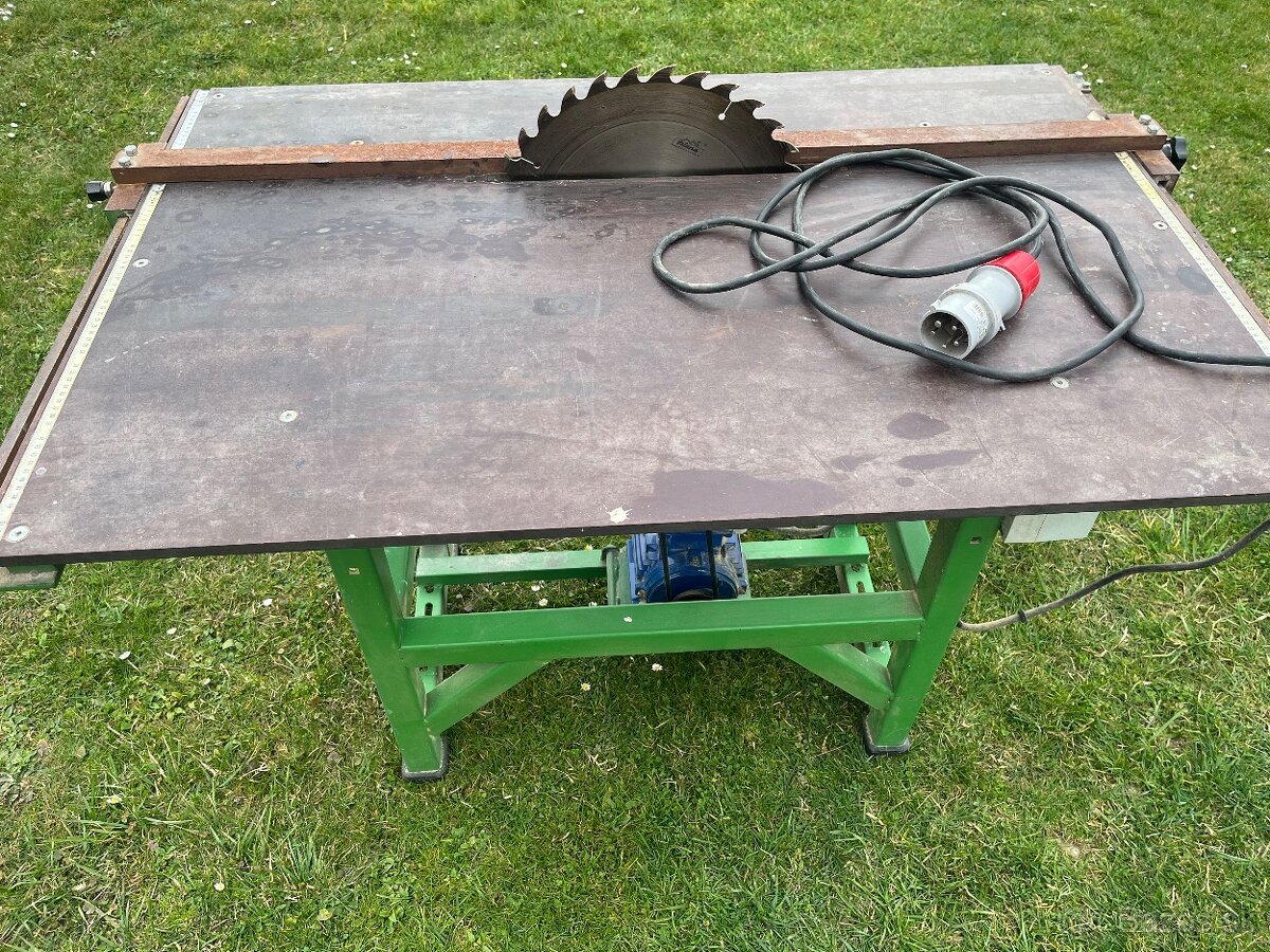 Stolova pila, cirkular