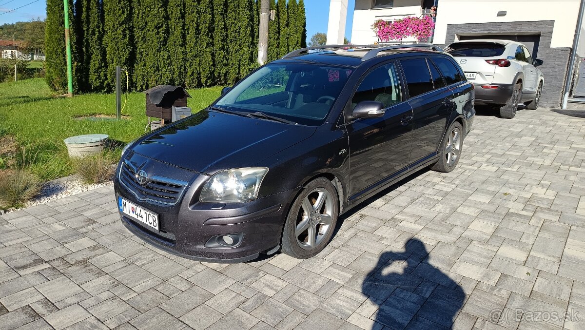 Predam Toyotu Avensis 2.2 D4D-cat