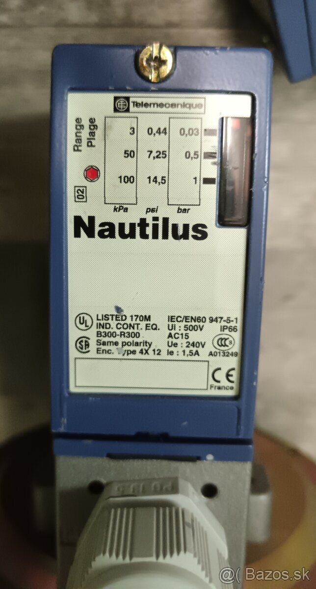 Tlakový spínač telemecanique