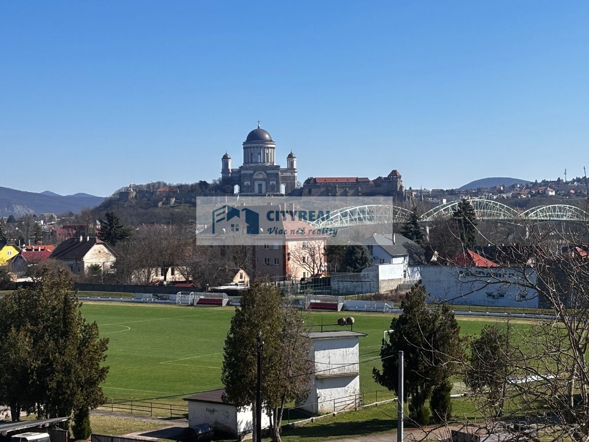 Ponúkame Vám na predaj čiastočne prerobený 3 izbový byt v me