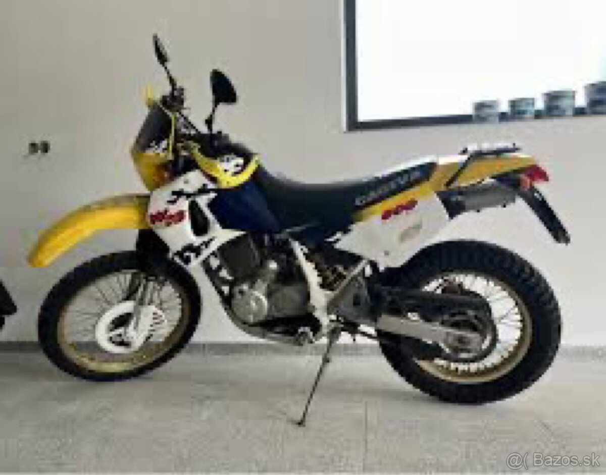 Cagiva W 16