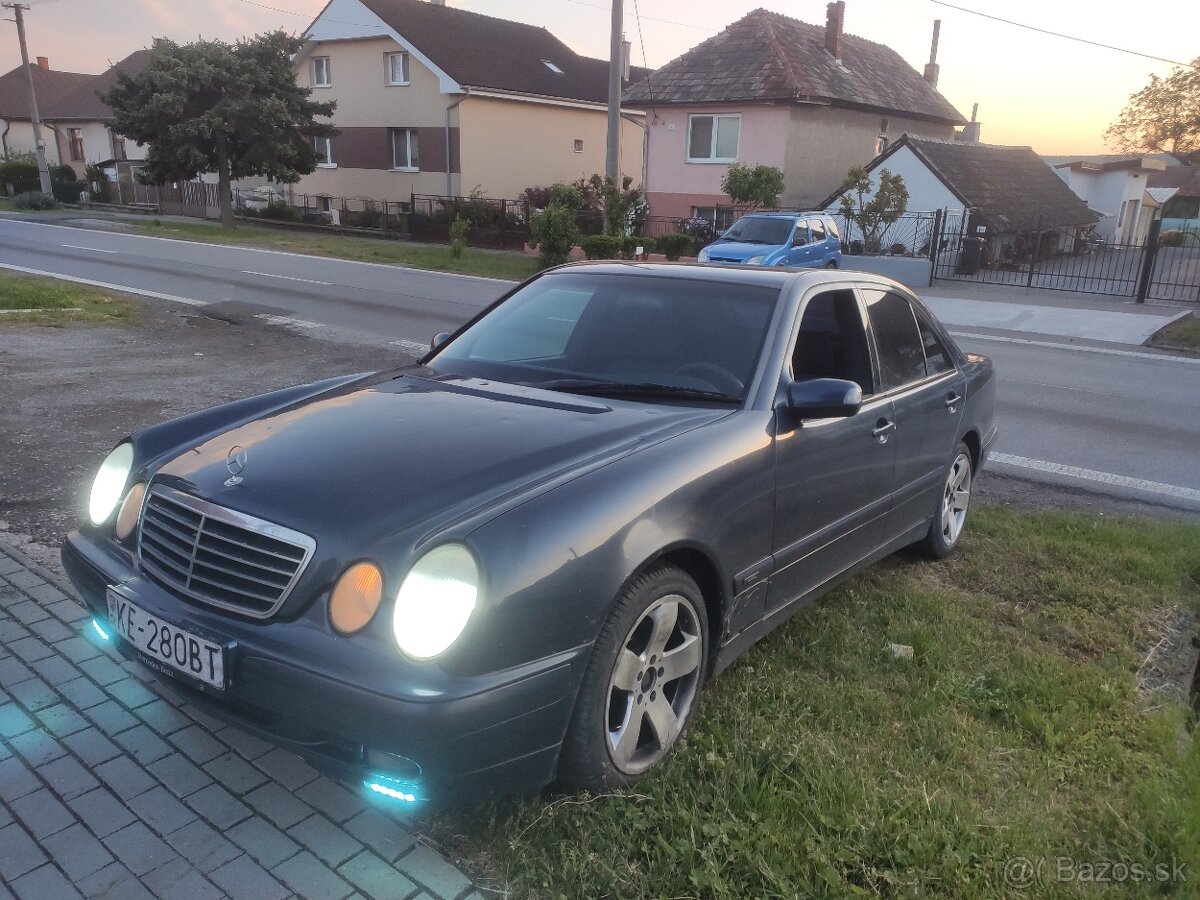 Predám Mercedes e270