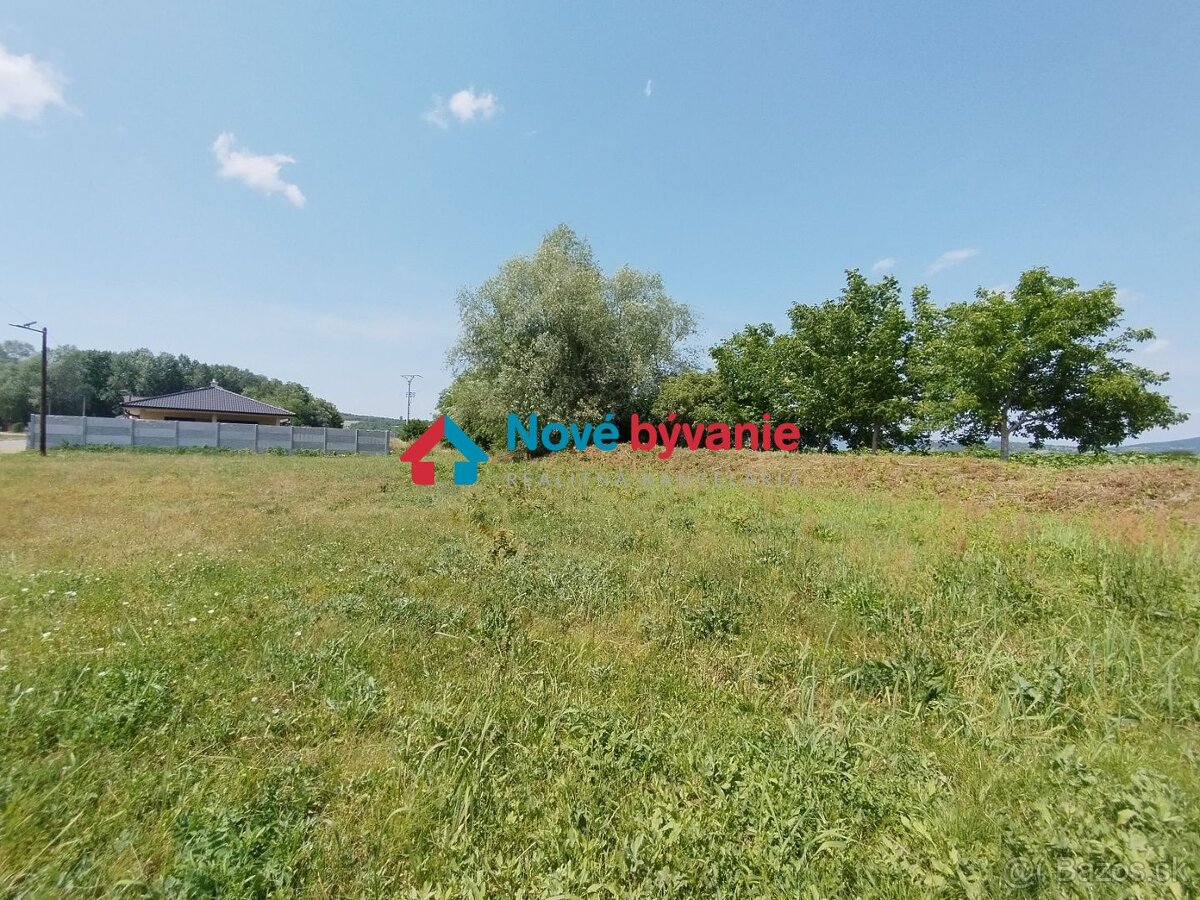 Predaj, pozemok - Veľké Kozmálovce (N041-14-MAHA)