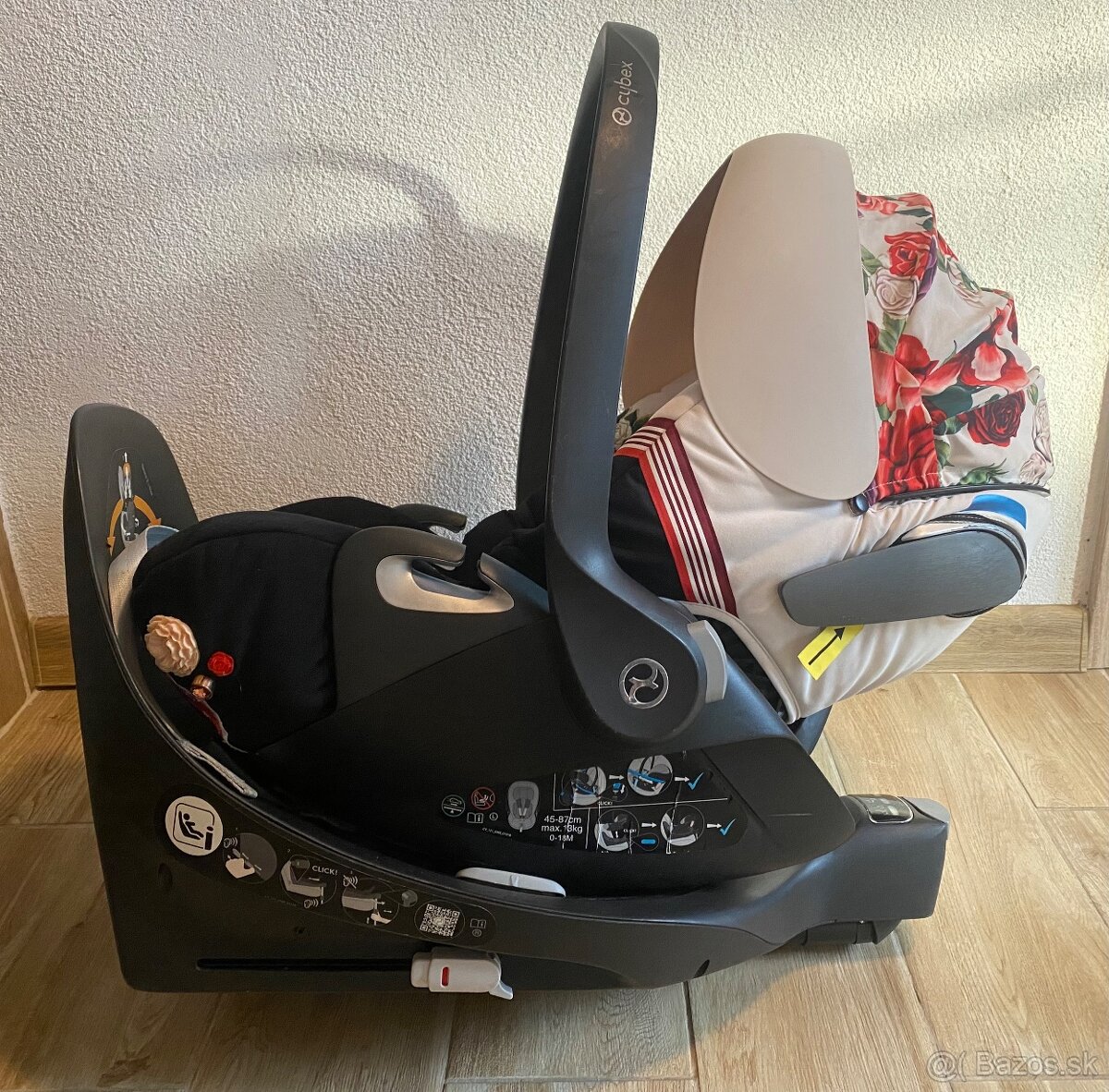 Cybex vajičko + otočna základňa
