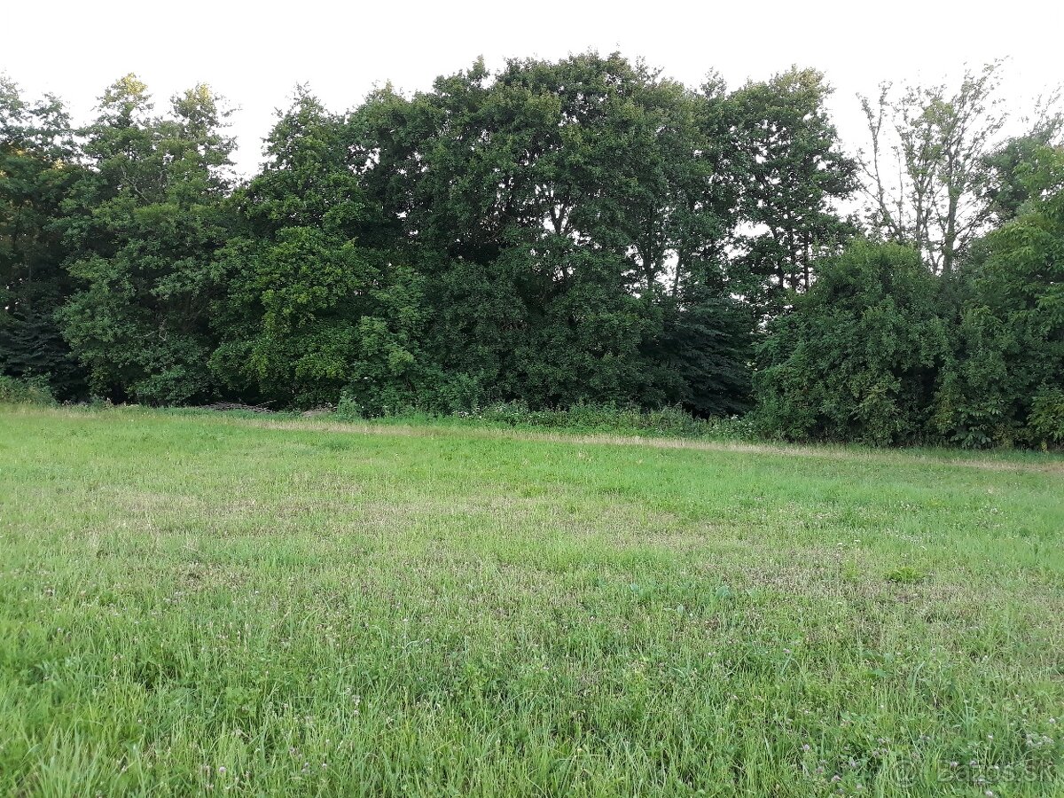 Pozemok na výstavbu rod. domu parc.č.2150/54 VOS