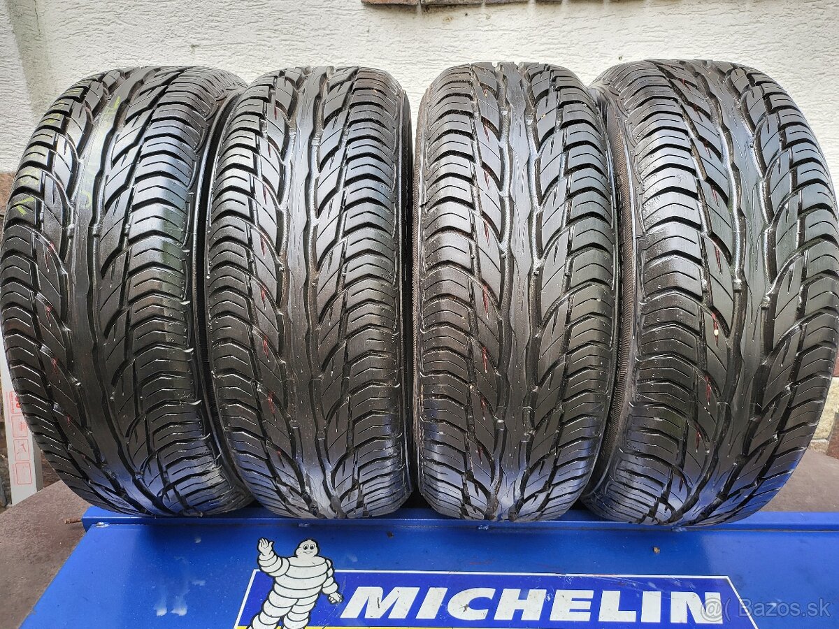 195/60 R15 Uniroyal letne pneumatiky