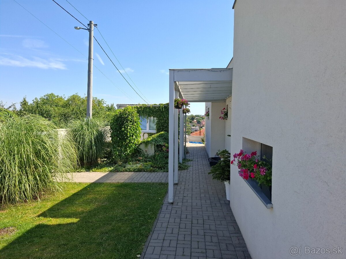 Rodinný dom na vidieku pri Nitre