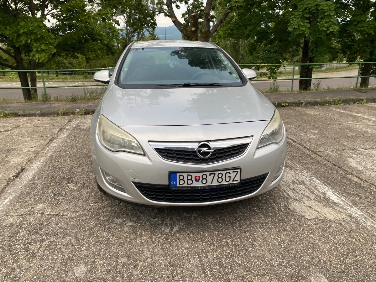 Opel Astra J SportsTourer