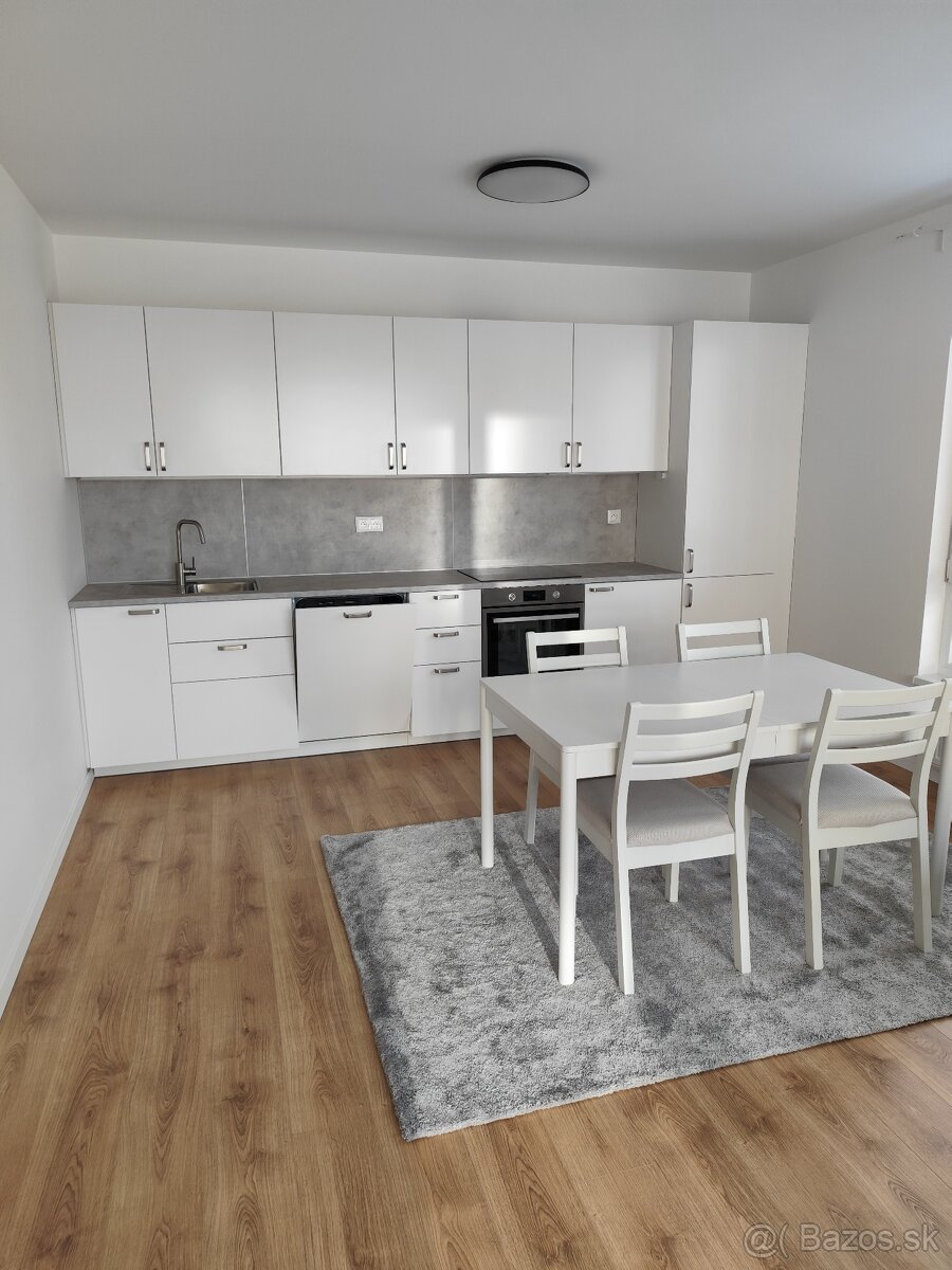 Prenájom 3 izbový byt 70 m2, projekt Cukrovar, obec Trnava