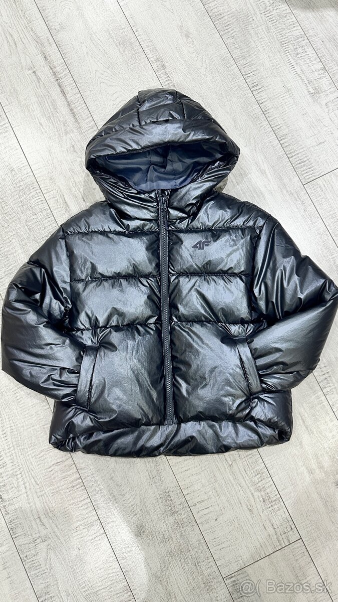 Dievčenská zimná bunda 4F veľ 128