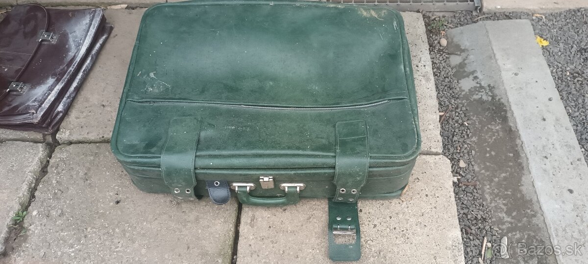 Retro kožené kufre