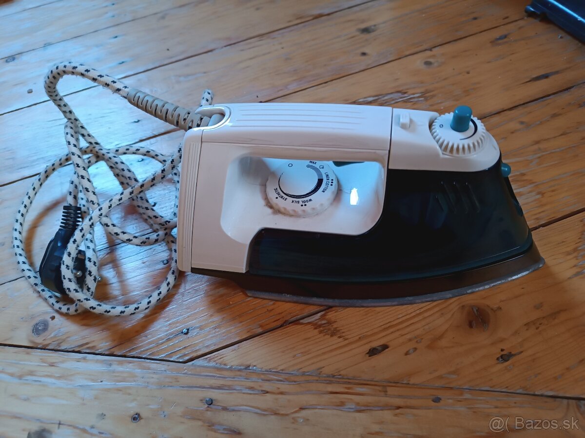 Naparovacia žehlička Fiast