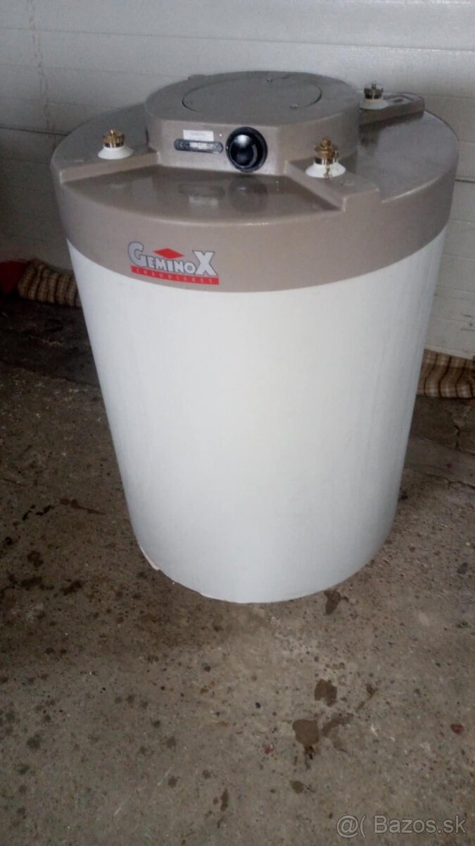 Nerezový bojler 110L