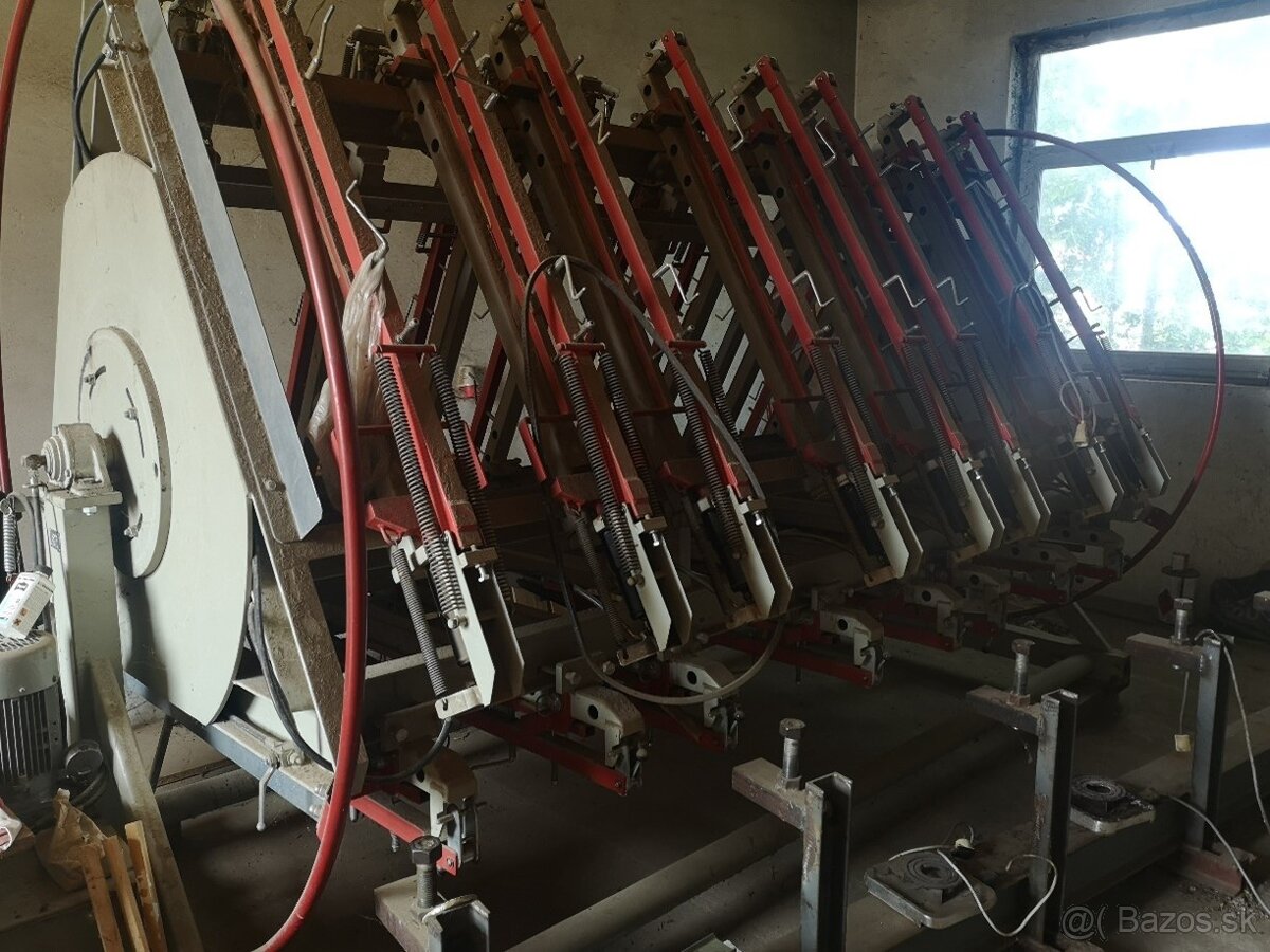 Hydraulický lis na škárovku