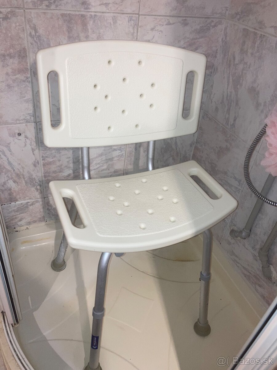 Seniorska stolička do sprchy