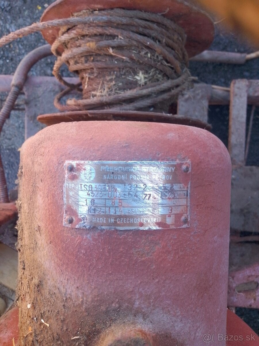 Predám stavebný mavikak