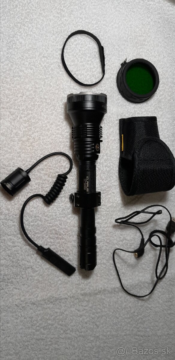 Výkonná baterka klarus xt 30r.1800lm.