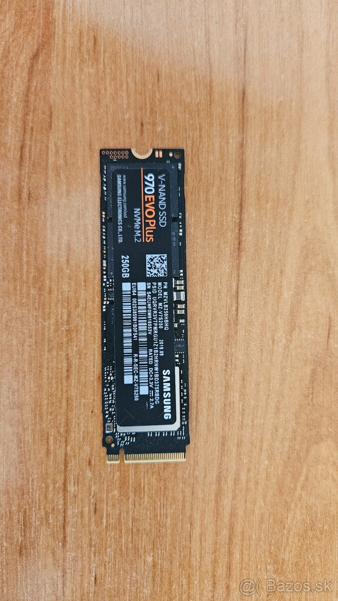 Samsung 970 EVO PLUS M.2 SSD, 250GB