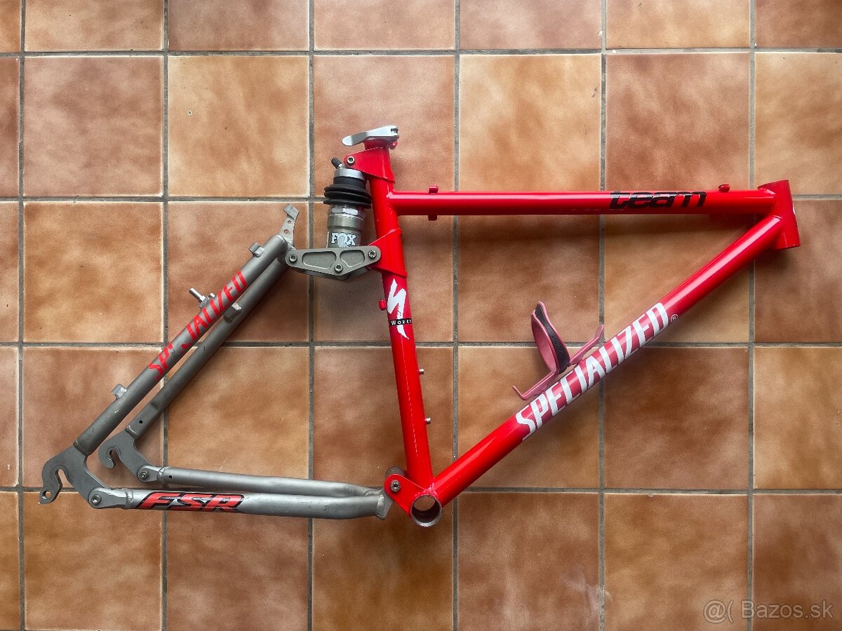 RezervovanMTB celoodpužený rám Specialized S-works team 1995