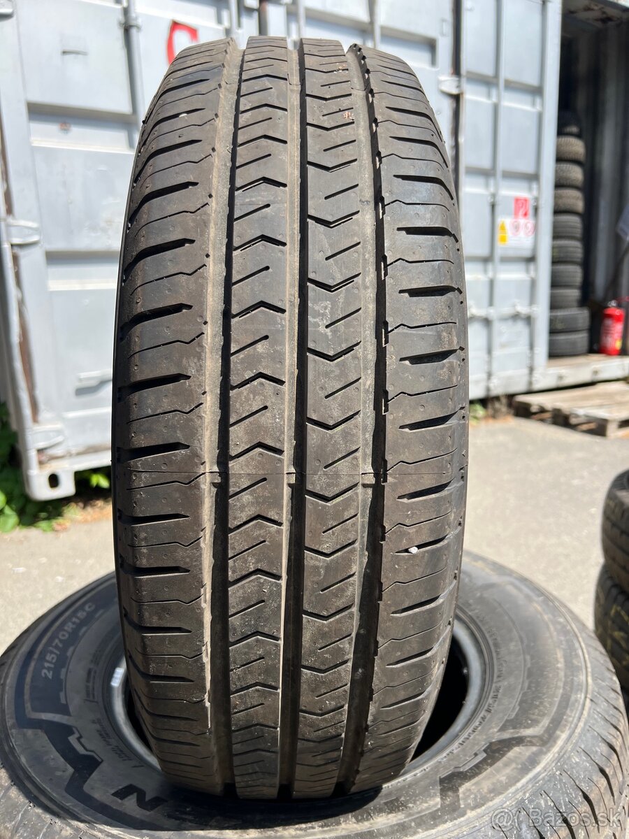 215/70R15C 109/107S Nexen CTX letne