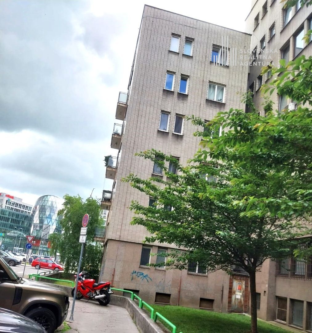 SRA I Pripravujeme do ponuky – priestranný 3-izbový tehlový