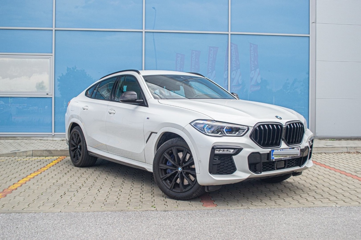 BMW X6 xDrive 40i A/T 2020