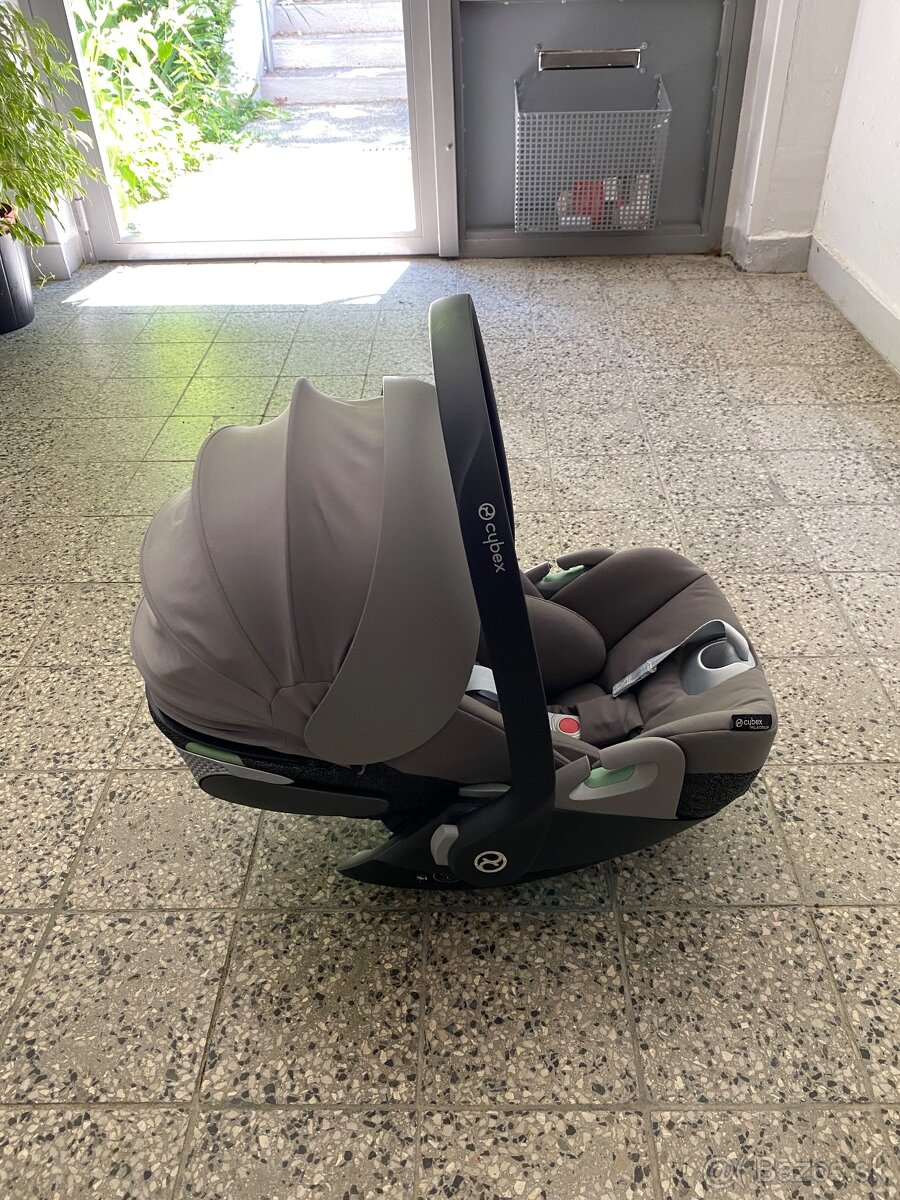 Cybex - Vajce i-Cloud T size bez zakladne
