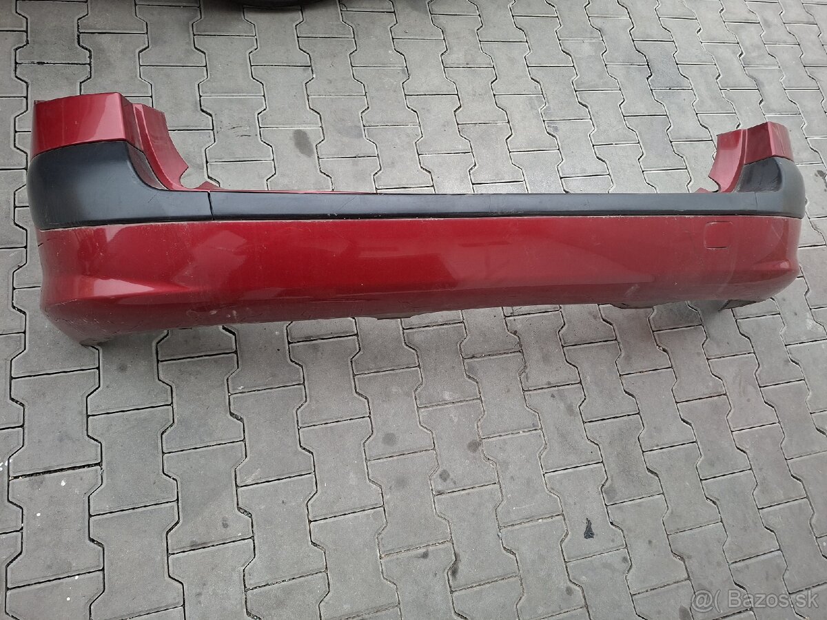 Predám zadný nárazník Peugeot 308 SW (2012)