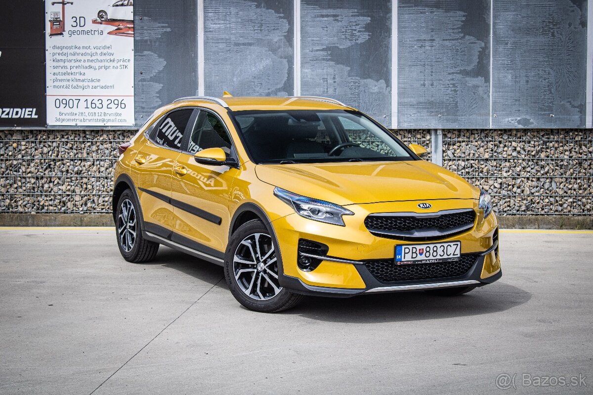 XCeed 1.4 T-GDi Gold, 1. majiteľ, slovenské, nelakované