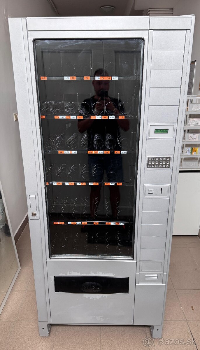 Predajny automat RHEAVENDORS DAMIAN