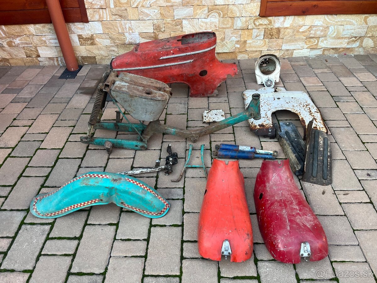 Jawa pionier 05 + štítok set dielov