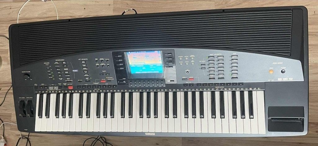 Yamaha psr 4000