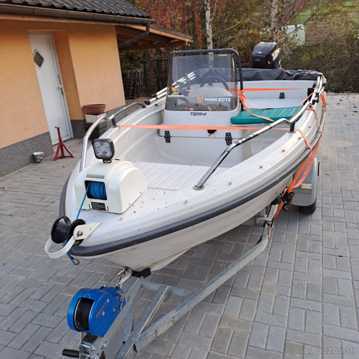 Motorový čln TERHI 410