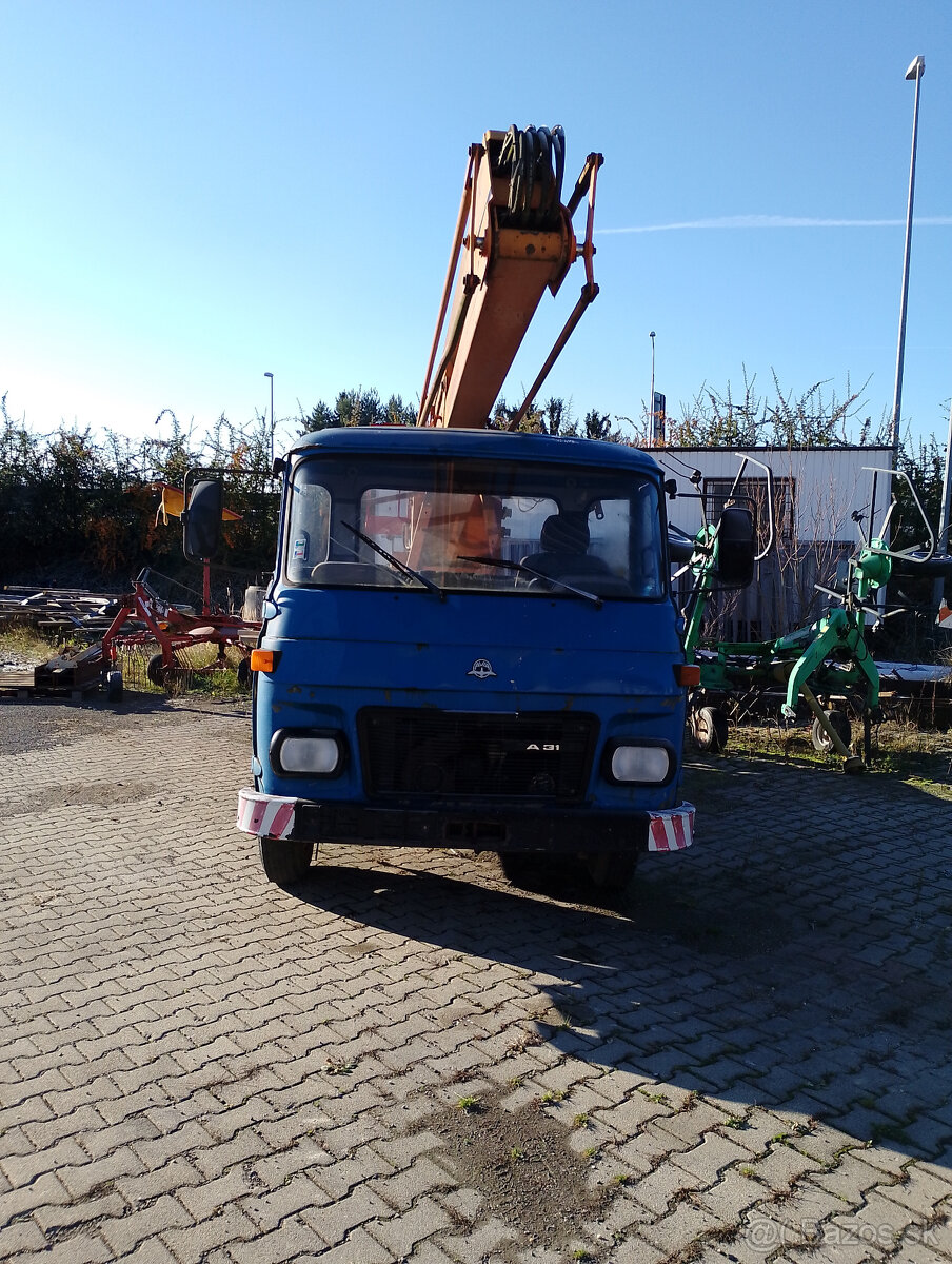 Avia A 31.1K montážna plošina MP 16