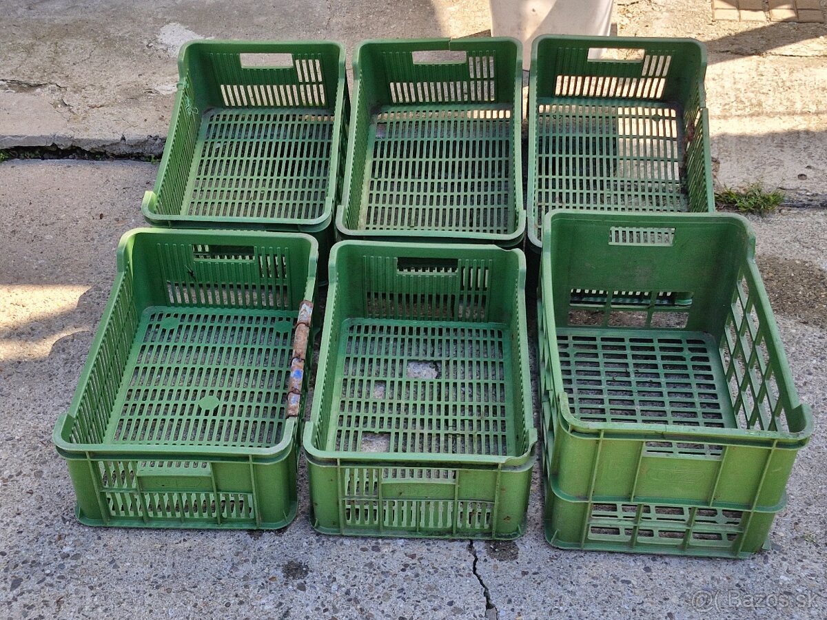 Prepravky na ovocie/zeleninu - POŠKODENÉ