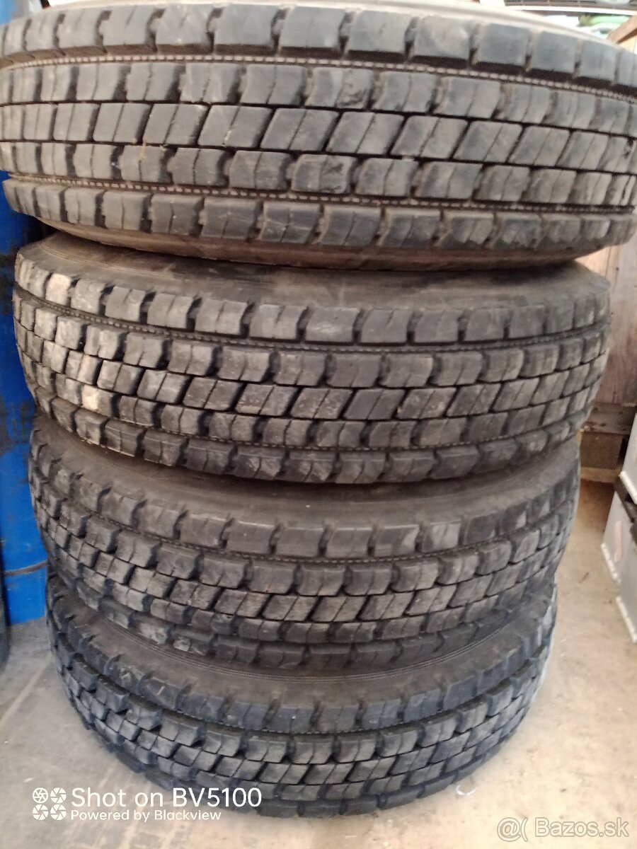 R 17,5 pneumatiky , kolesá