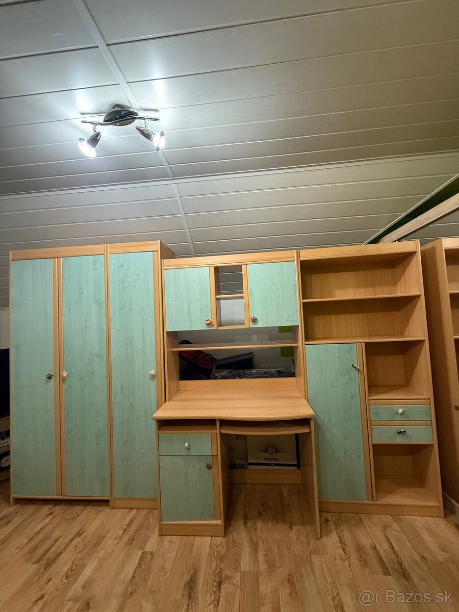 Detský nábytok + posteľ