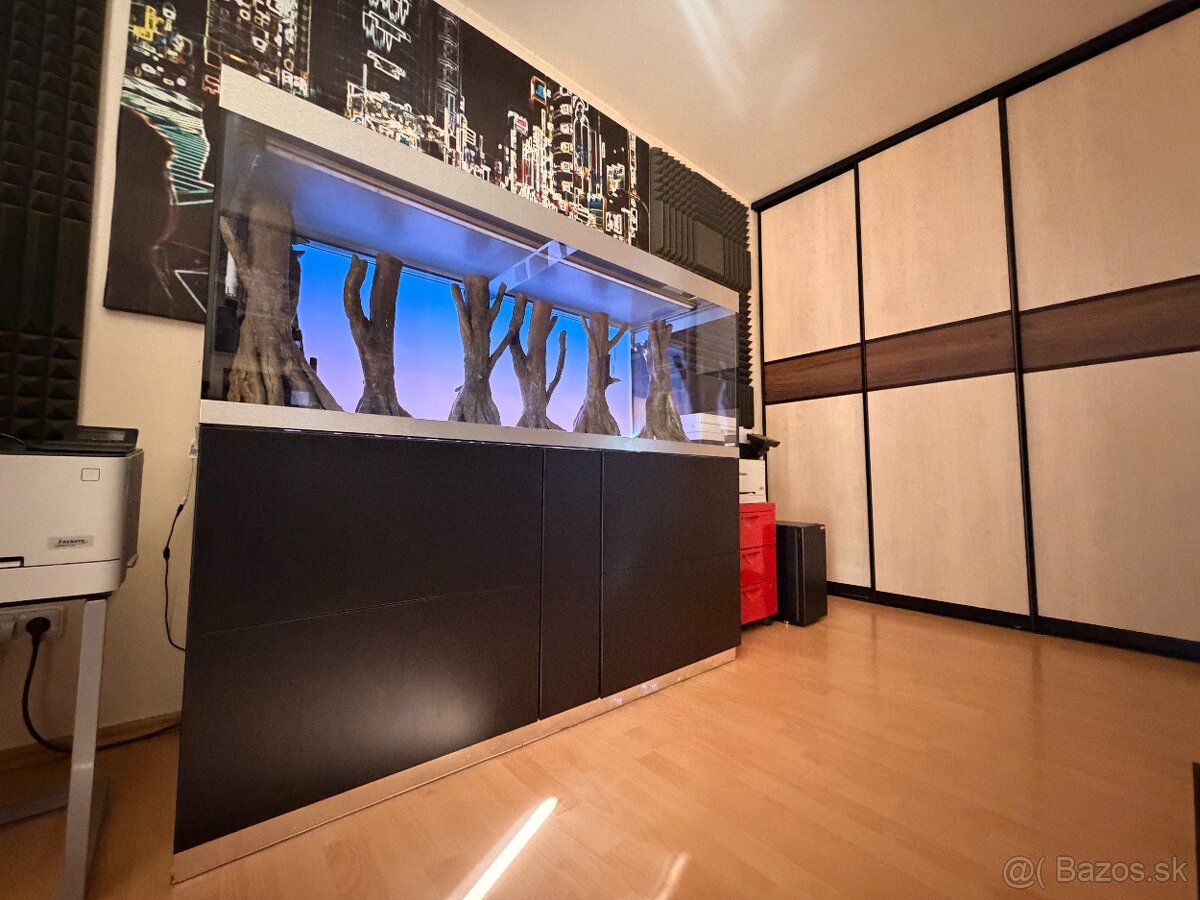 Predam komplet High Tech akvarium