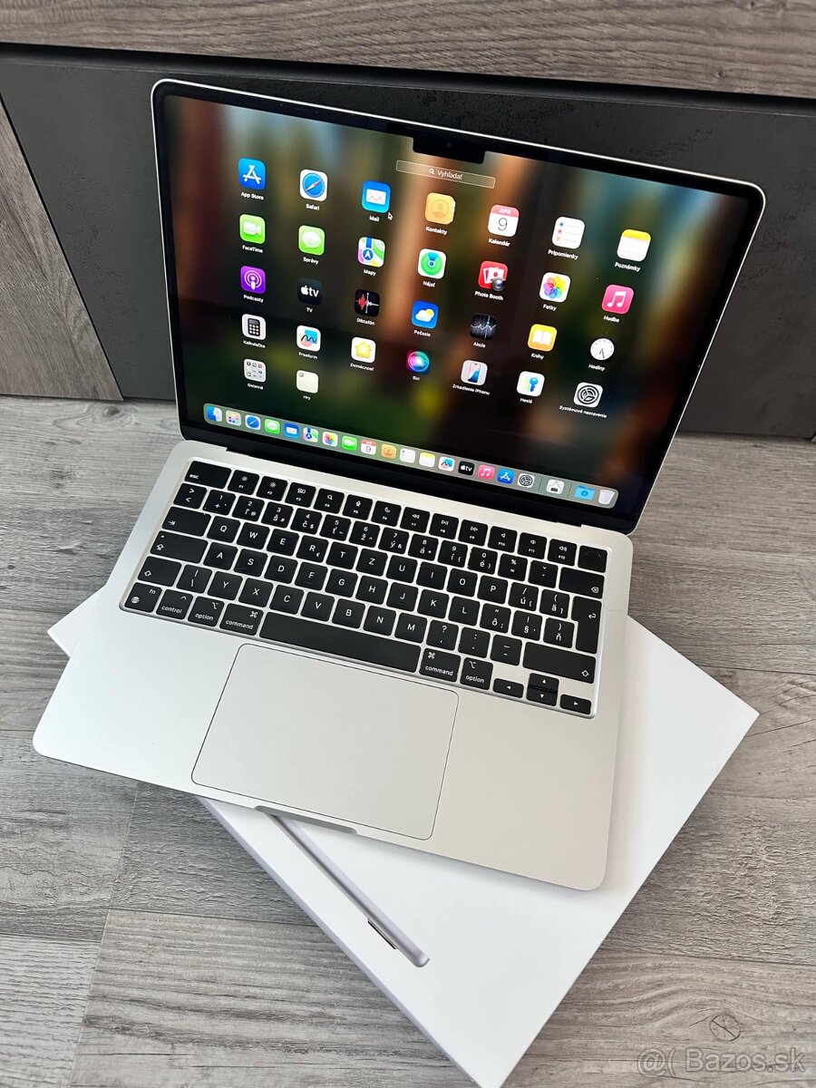 MacBook Air M2 2022 8/256 GB