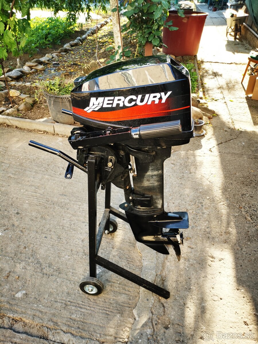 Motor na čln Mercury 15hp