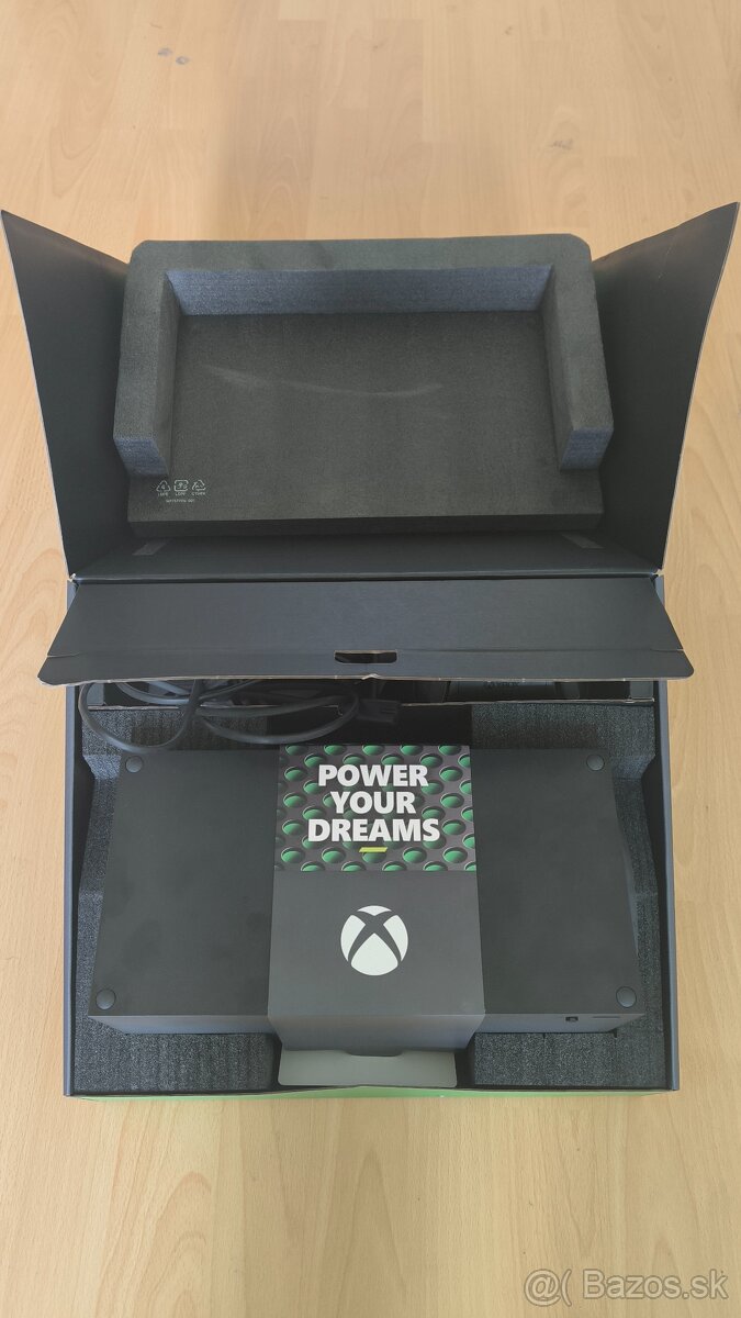 Nový X box Xseries 1tb ssd+ 2 tb ssd Seagate