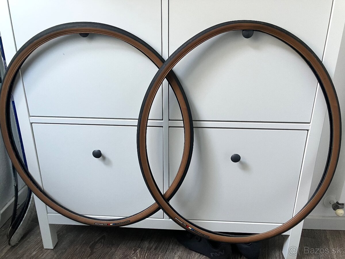 2x Bontrager R3 Hard-Case Lite TLR Road Tire Skin