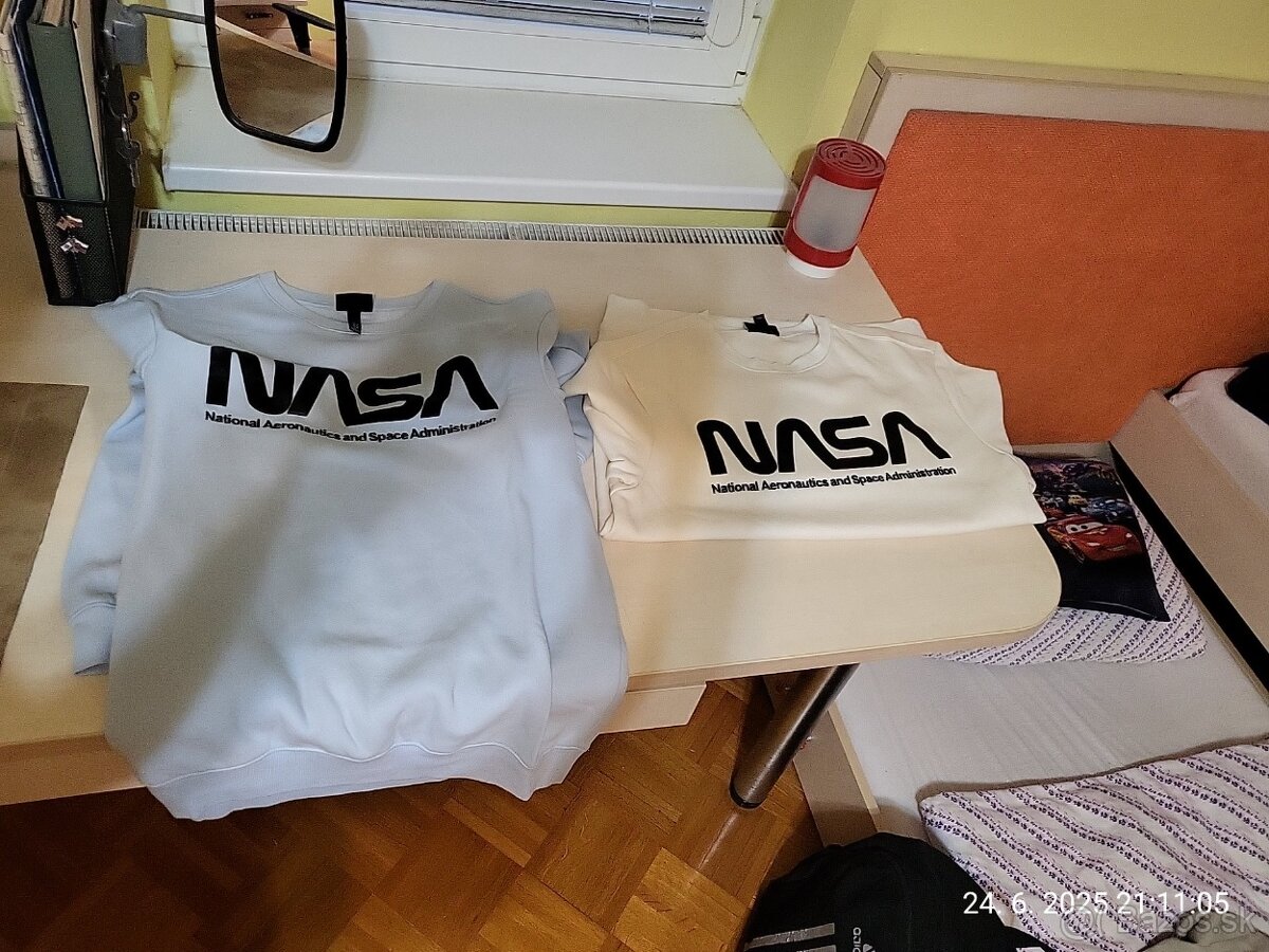 Mikiny nasa 2ks