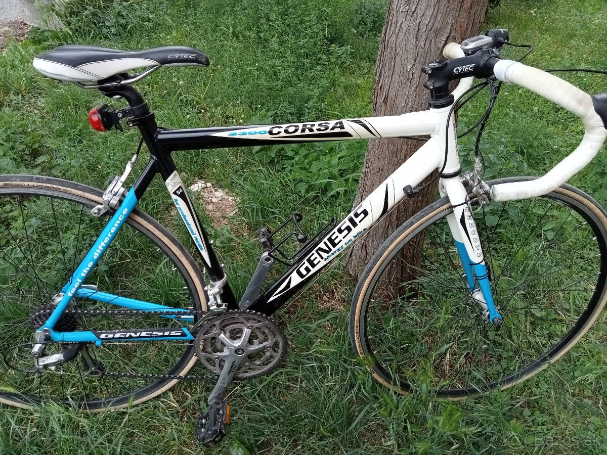 Cestný bicykel