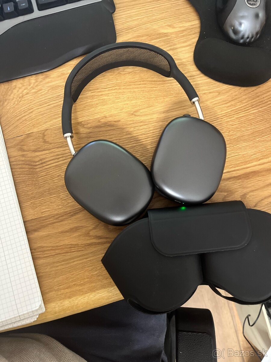 AirPods Max