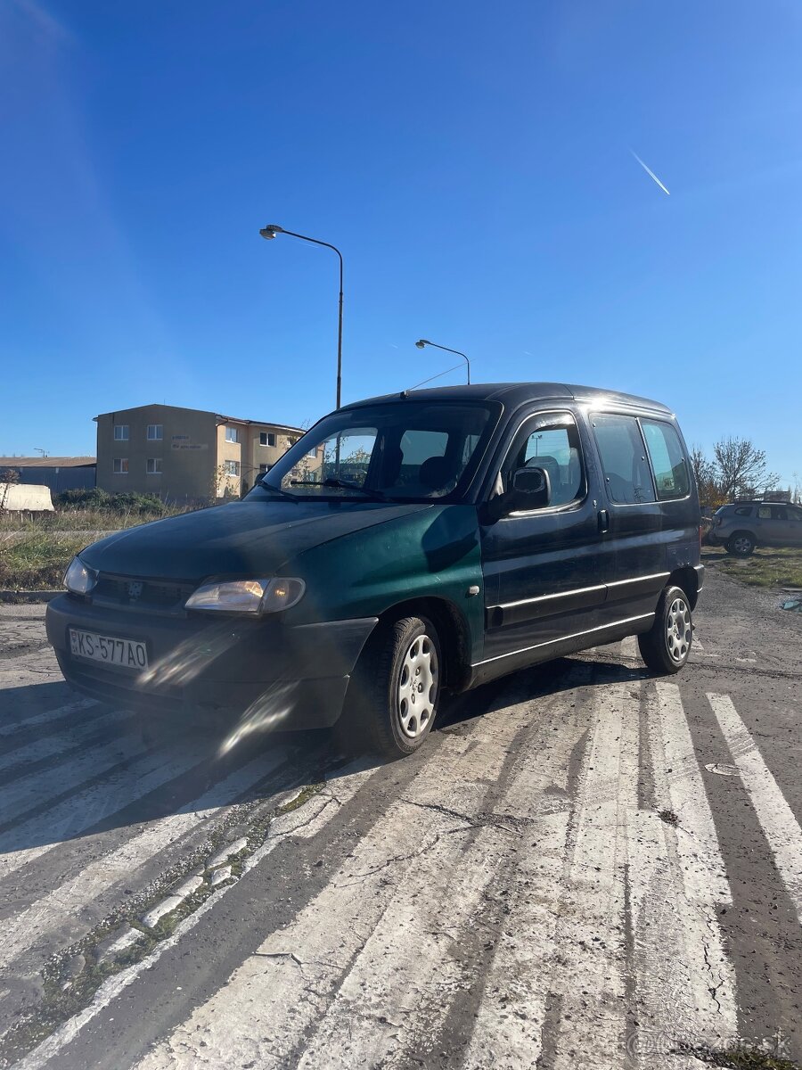 Predám Peugeot partner 2.0 hdi