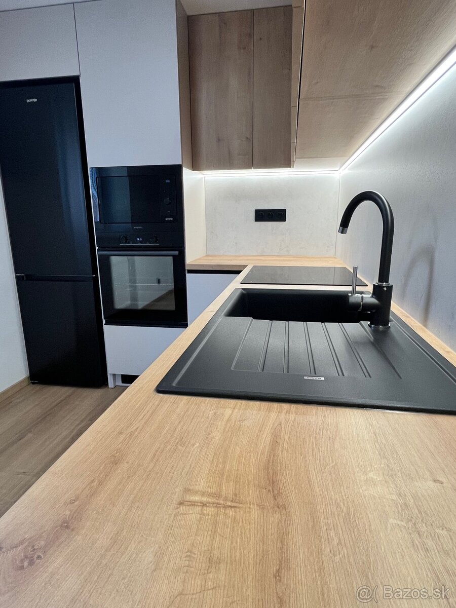 2-izbový moderný byt v centre mesta